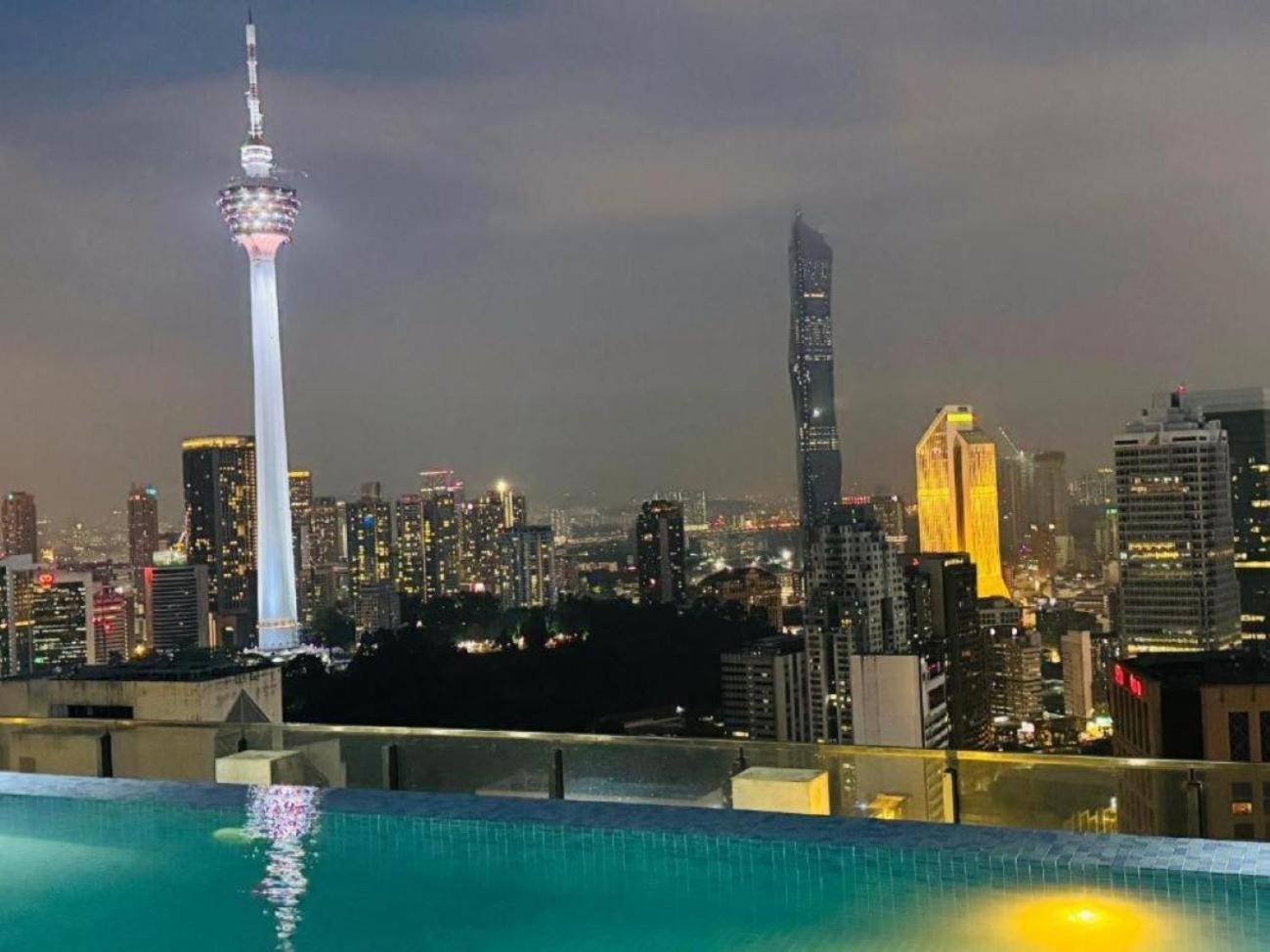 The Luxe Colony Klcc By Sky Pool Apartment Kuala Lumpur Bagian luar foto