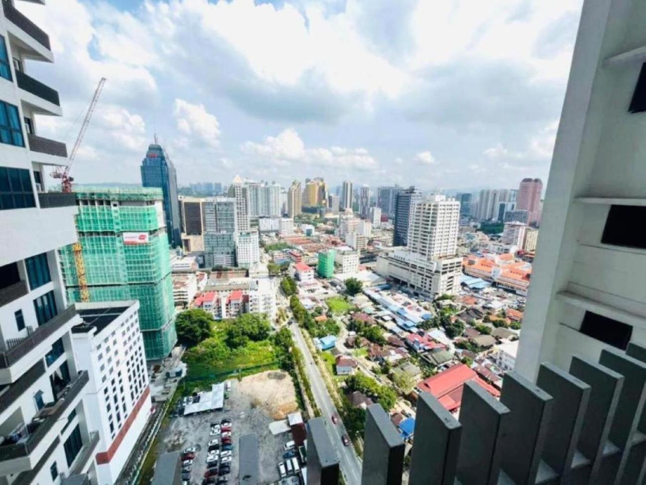 The Luxe Colony Klcc By Sky Pool Apartment Kuala Lumpur Bagian luar foto
