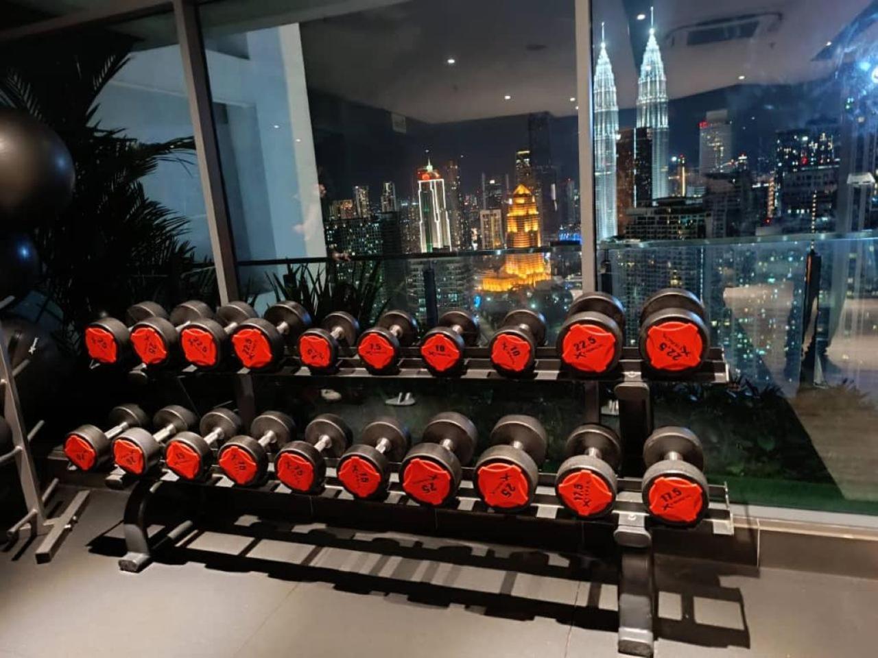 The Luxe Colony Klcc By Sky Pool Apartment Kuala Lumpur Bagian luar foto
